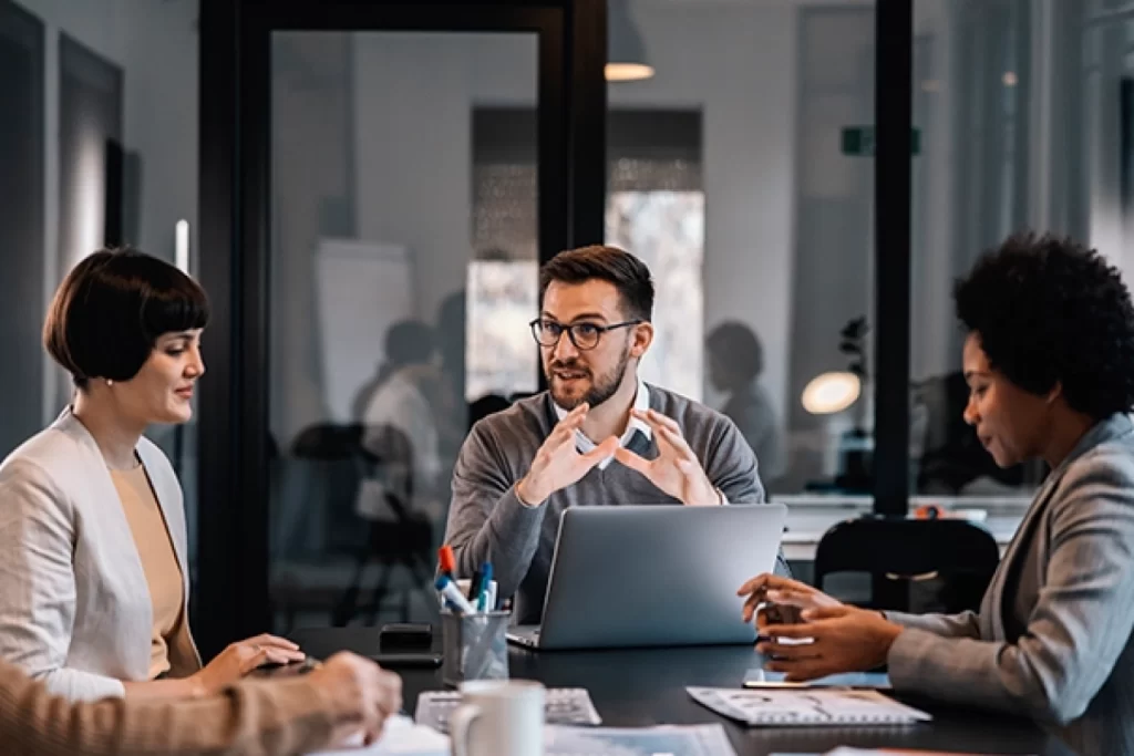 Best Practices to Attract and Retain Top Talent in SMEs